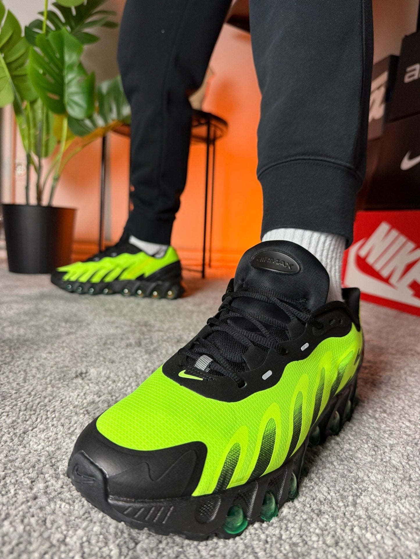 Nike AIR MAX DN8 GREEN