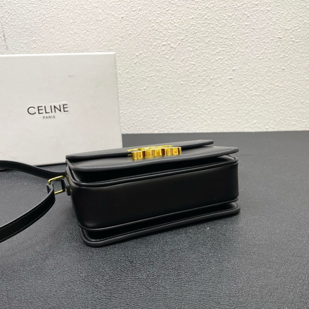 Torba Celine Paris CLASSIQUE TRIOMPHE BAG IN shiny calfskin / BLACK