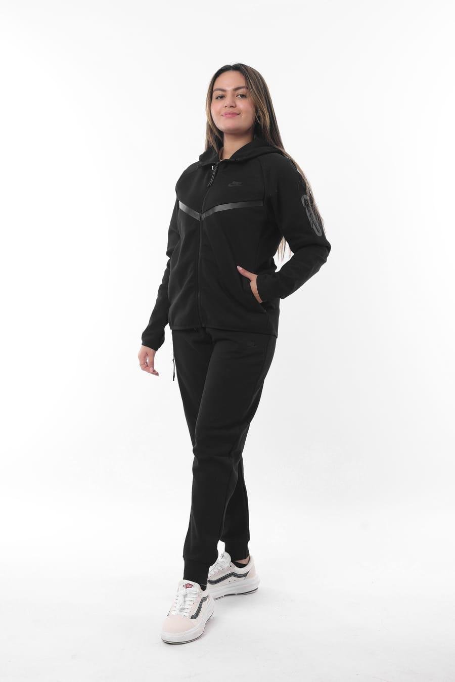 Komplet Nike Tech Fleece “Black”