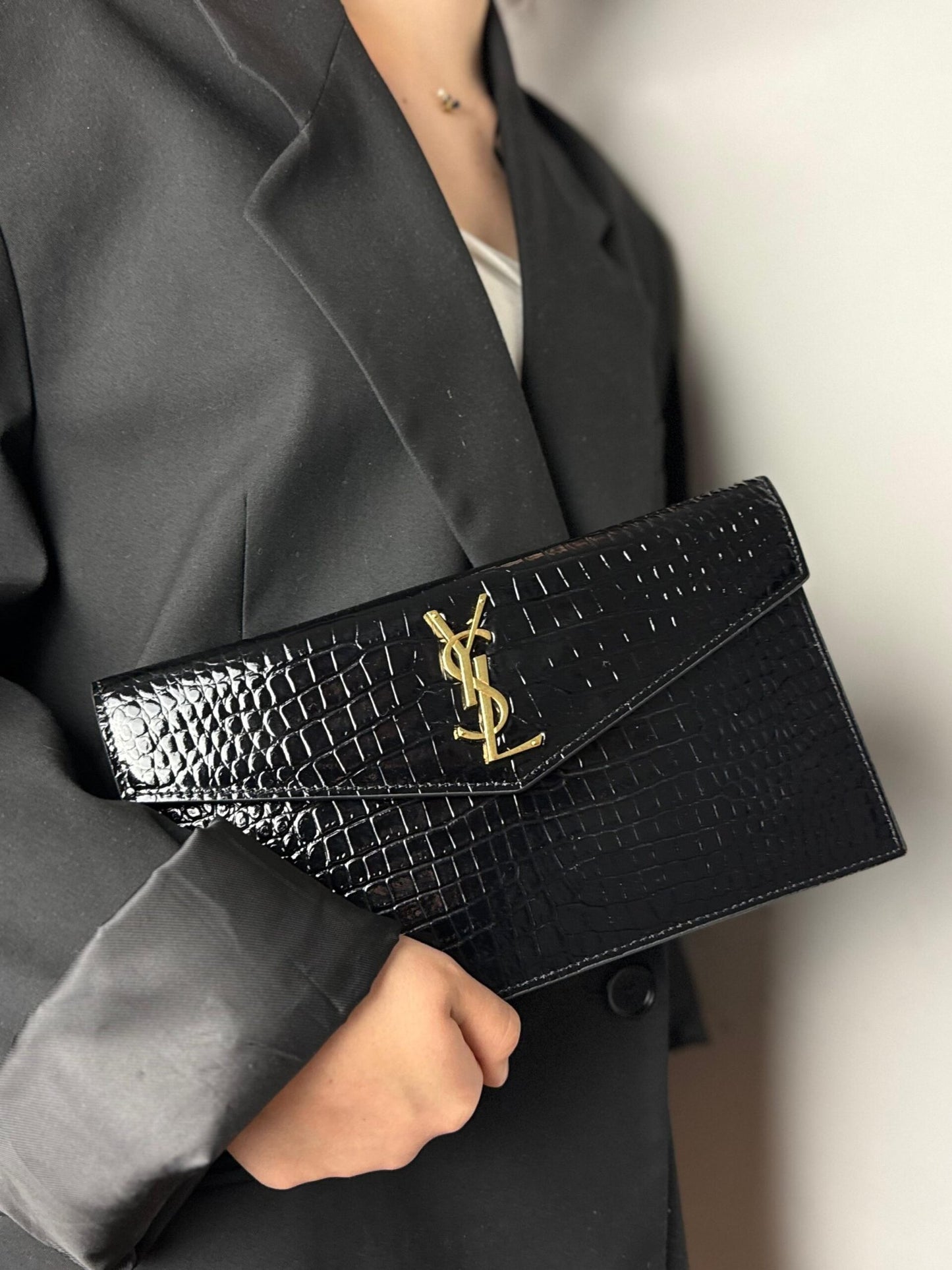YSL Saint Laurent Uptown Croc crna