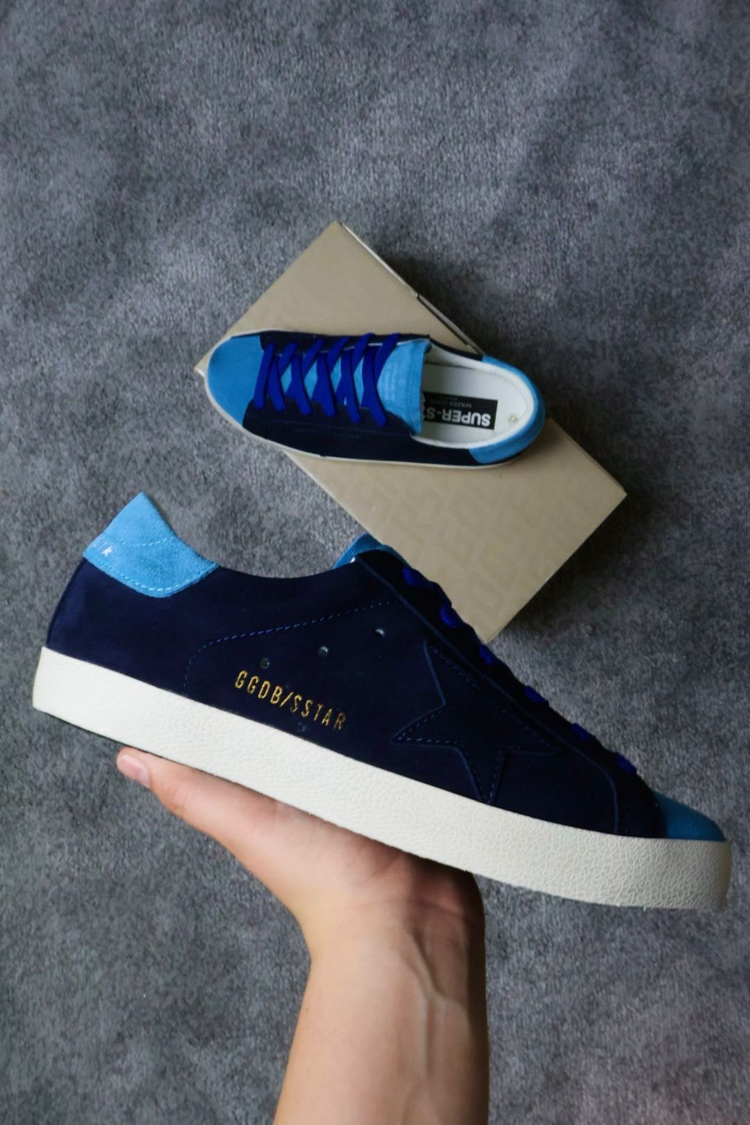 Golden Goose Super Star line Dark blue star / light blue