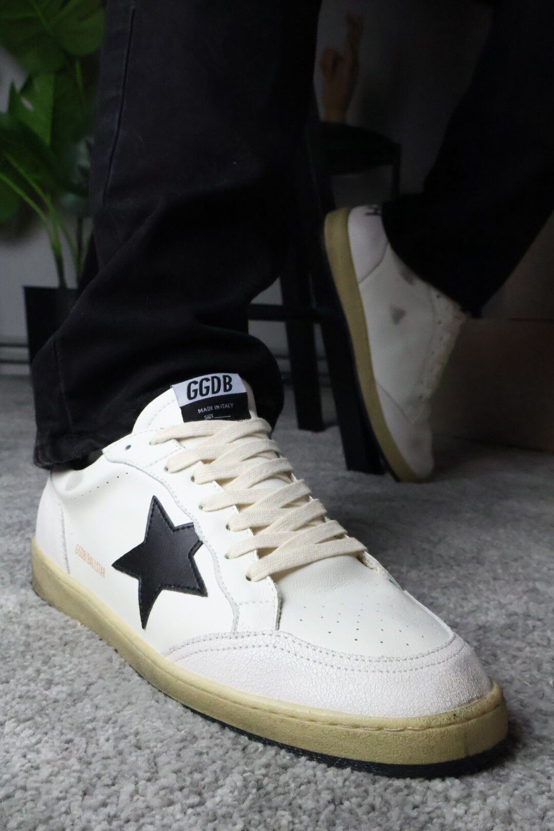 Golden Goose BALLSTAR White – Black Star