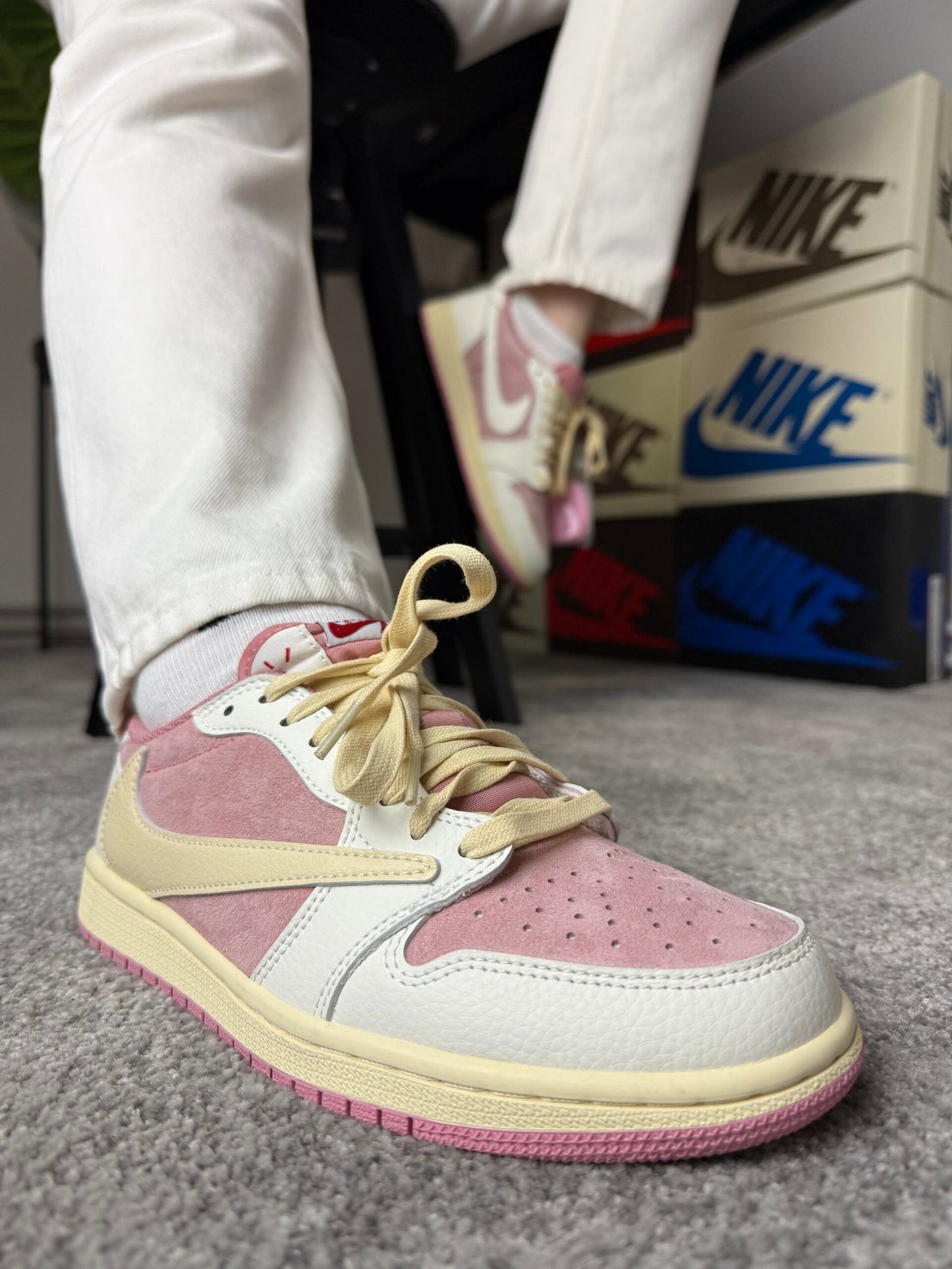 Jordan x Travis Scott Shy Pink