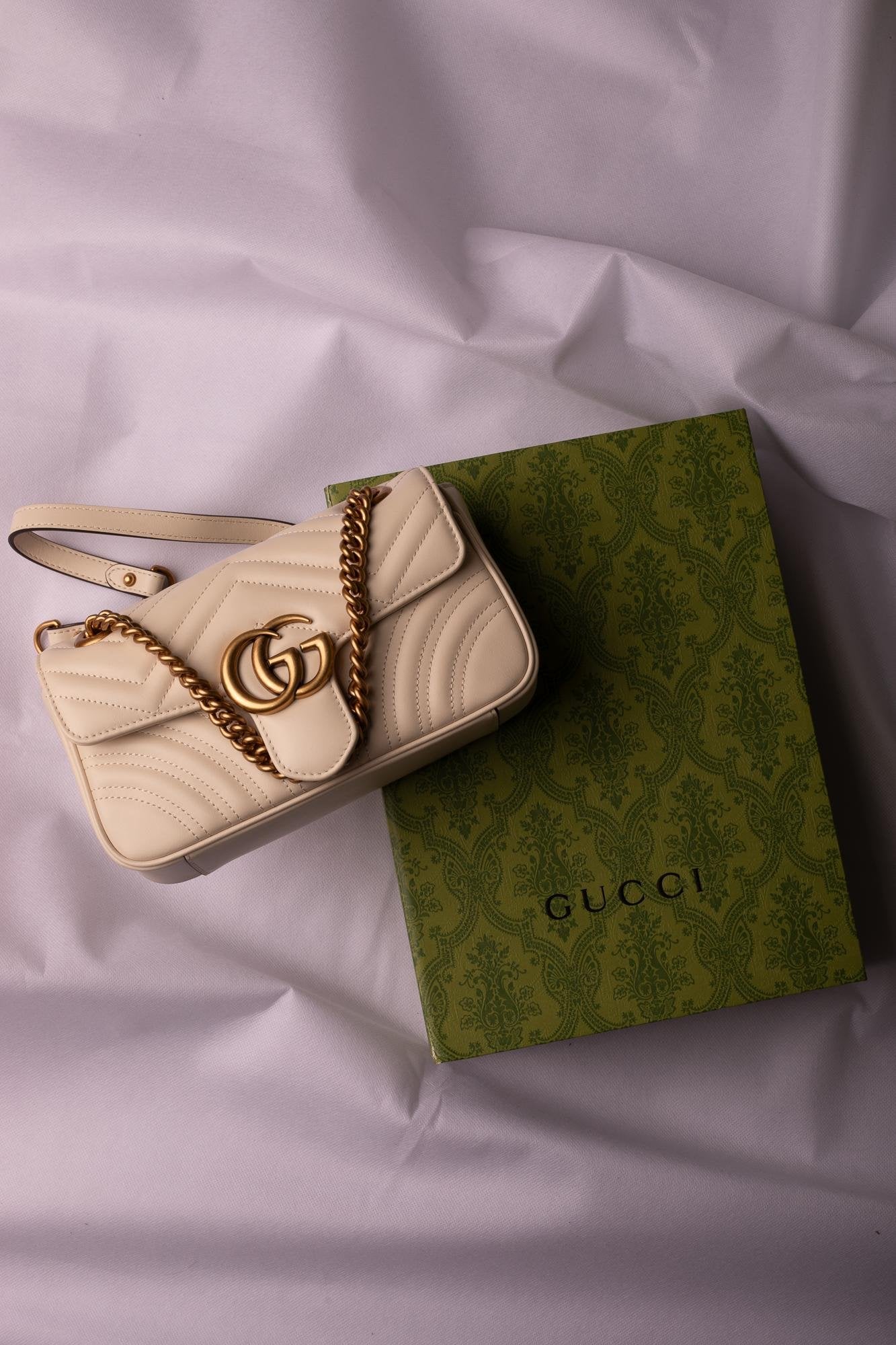 Gucci Gg Marmont Matelassé Leather Bag