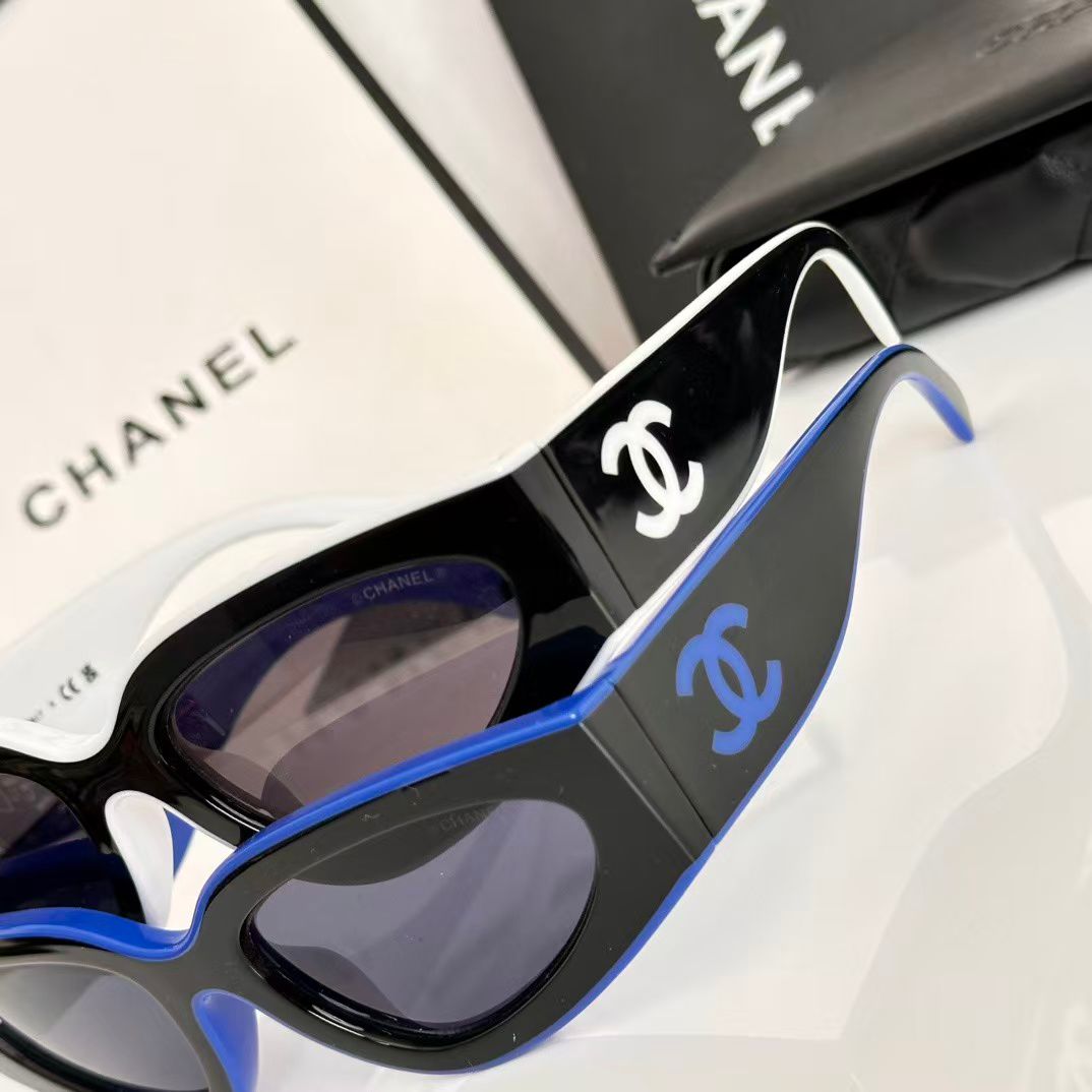 CHANEL CAT EYE NAOČALE “BLACK/WHITE”
