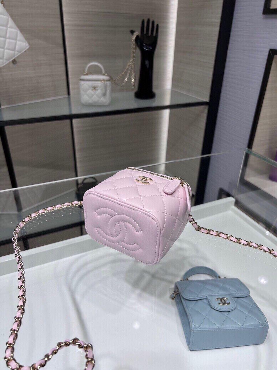 Chanel Mini Top Handle Vanity With Chain Light Pink Lambskin Gold Hard