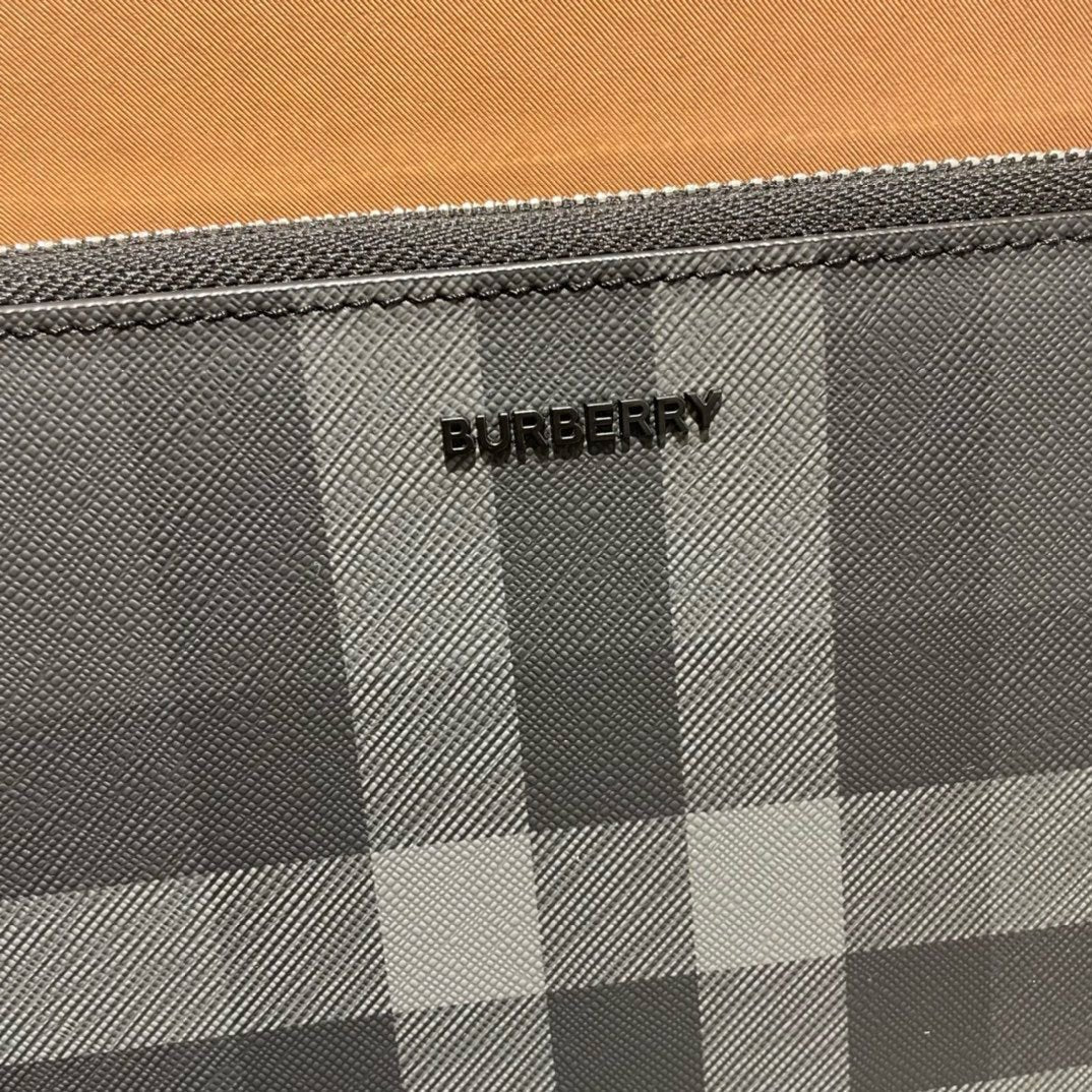 Burberry Edin Check E-canvas Pouch In Charcoal