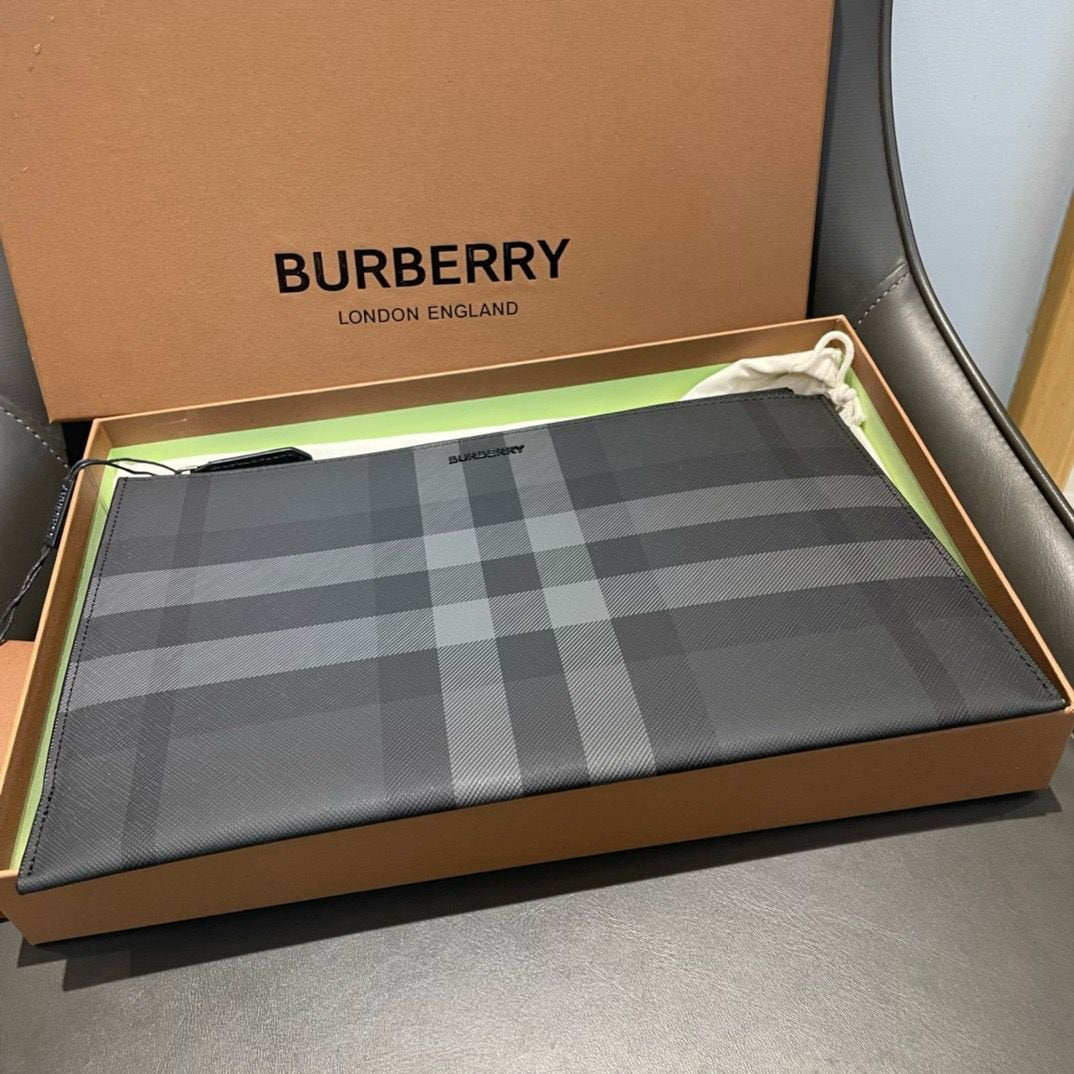 Burberry Edin Check E-canvas Pouch In Charcoal