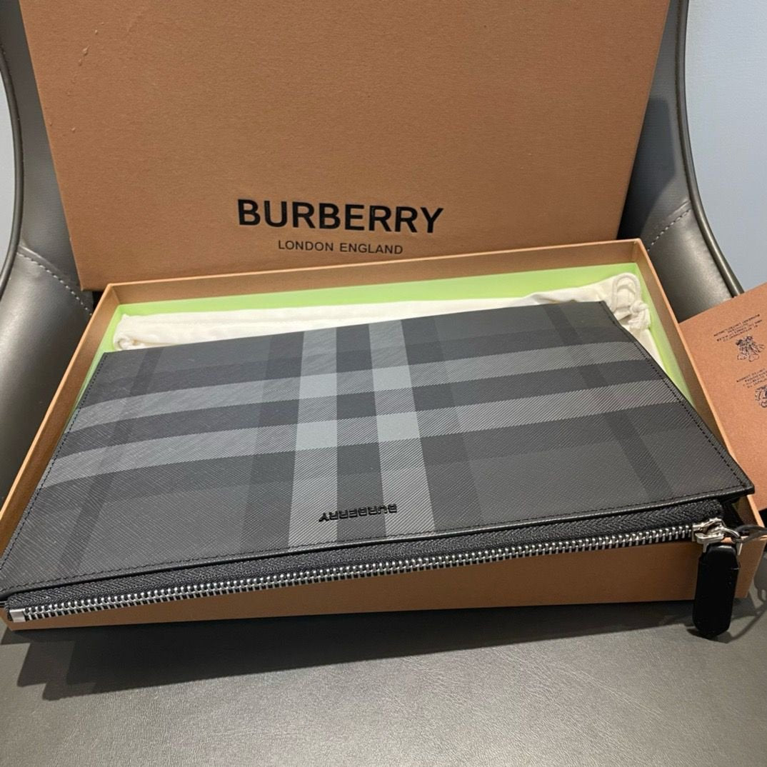 Burberry Edin Check E-canvas Pouch In Charcoal