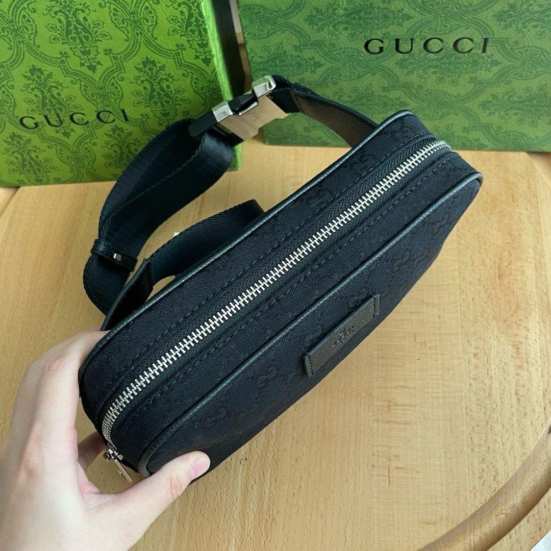 Gucci GG Supreme Black Crossbody Bag