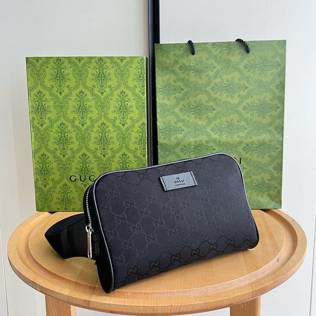 Gucci GG Supreme Black Crossbody Bag