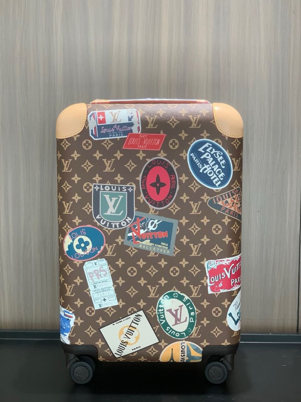 Louis Vuitton brown vintage Kofer