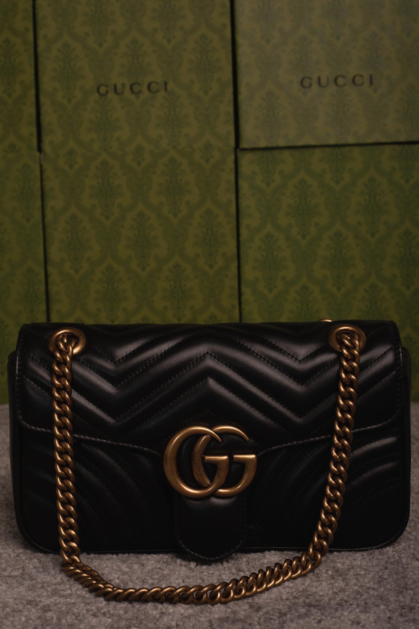 Gucci Marmont bag Black Leather  MINI