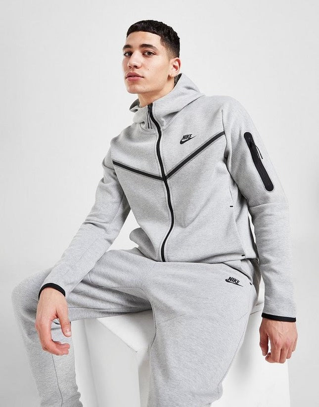 Nike Tech Fleece
