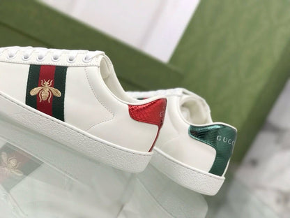 Gucci White Leather With Bee