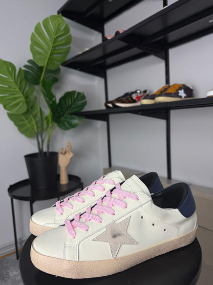 Golden Goose Super Star “Love is all we need”
