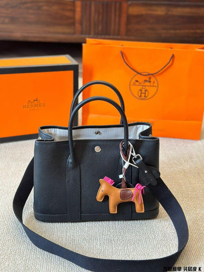 Hermes Garden Party 30 crna