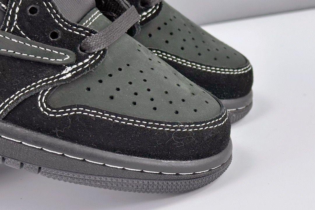 Jordan x Travis Scott Black / Dark Mocha