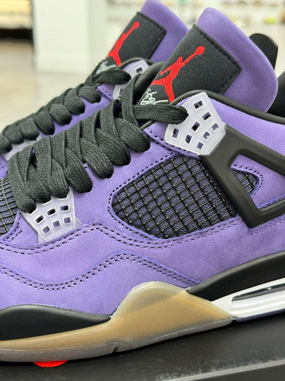 Air Jordan 4 Retro Canyon Purple