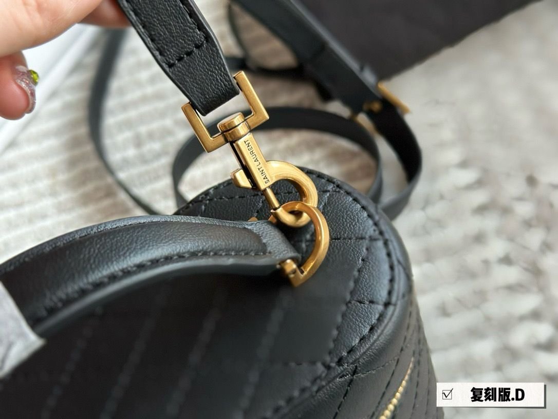 YSL Saint Laurent Gaby Vanity Black