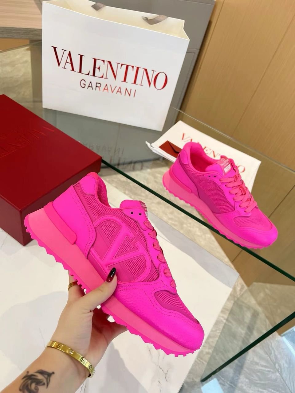 Valentino Garavani tenisice Pink PP