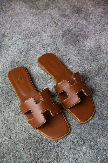 HERMES ORAN BROWN GOLD