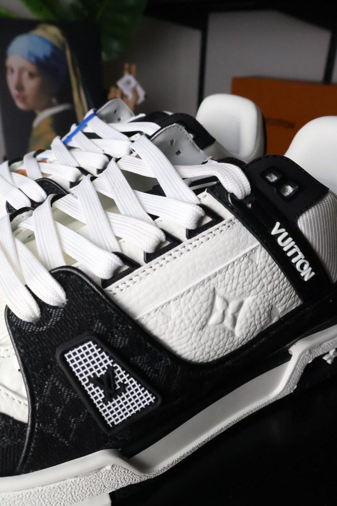 Louis Vuitton “Black White”