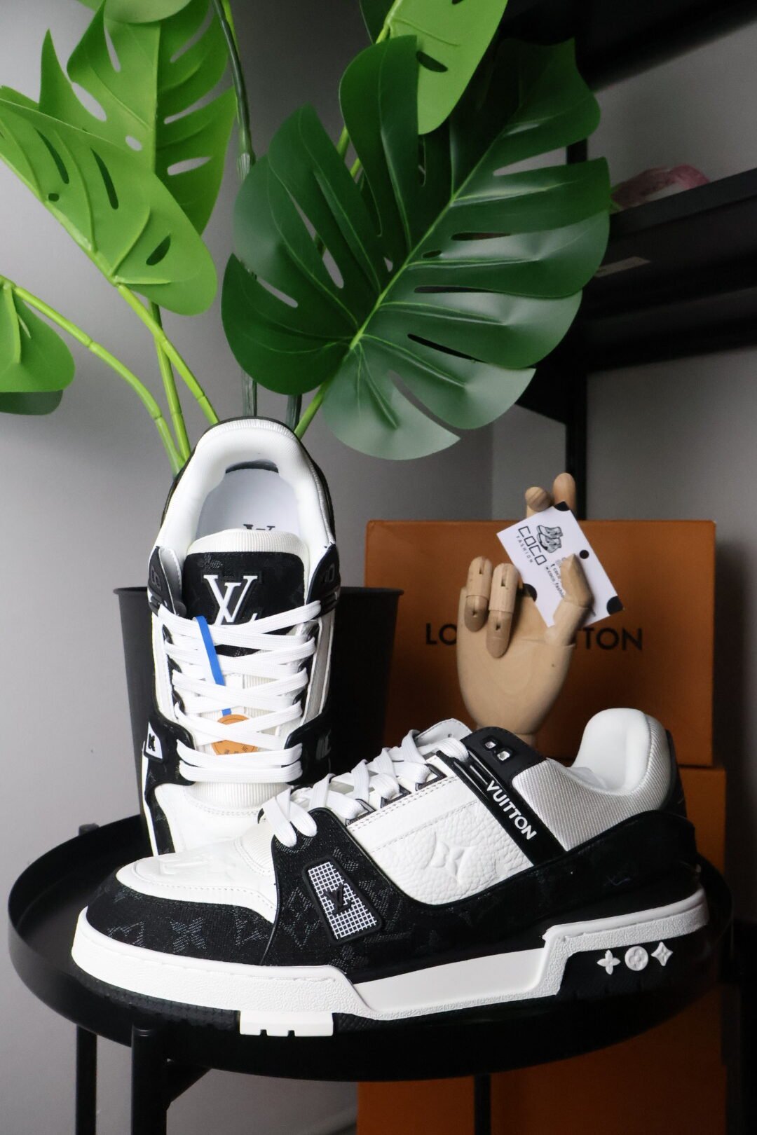 Louis Vuitton “Black White”