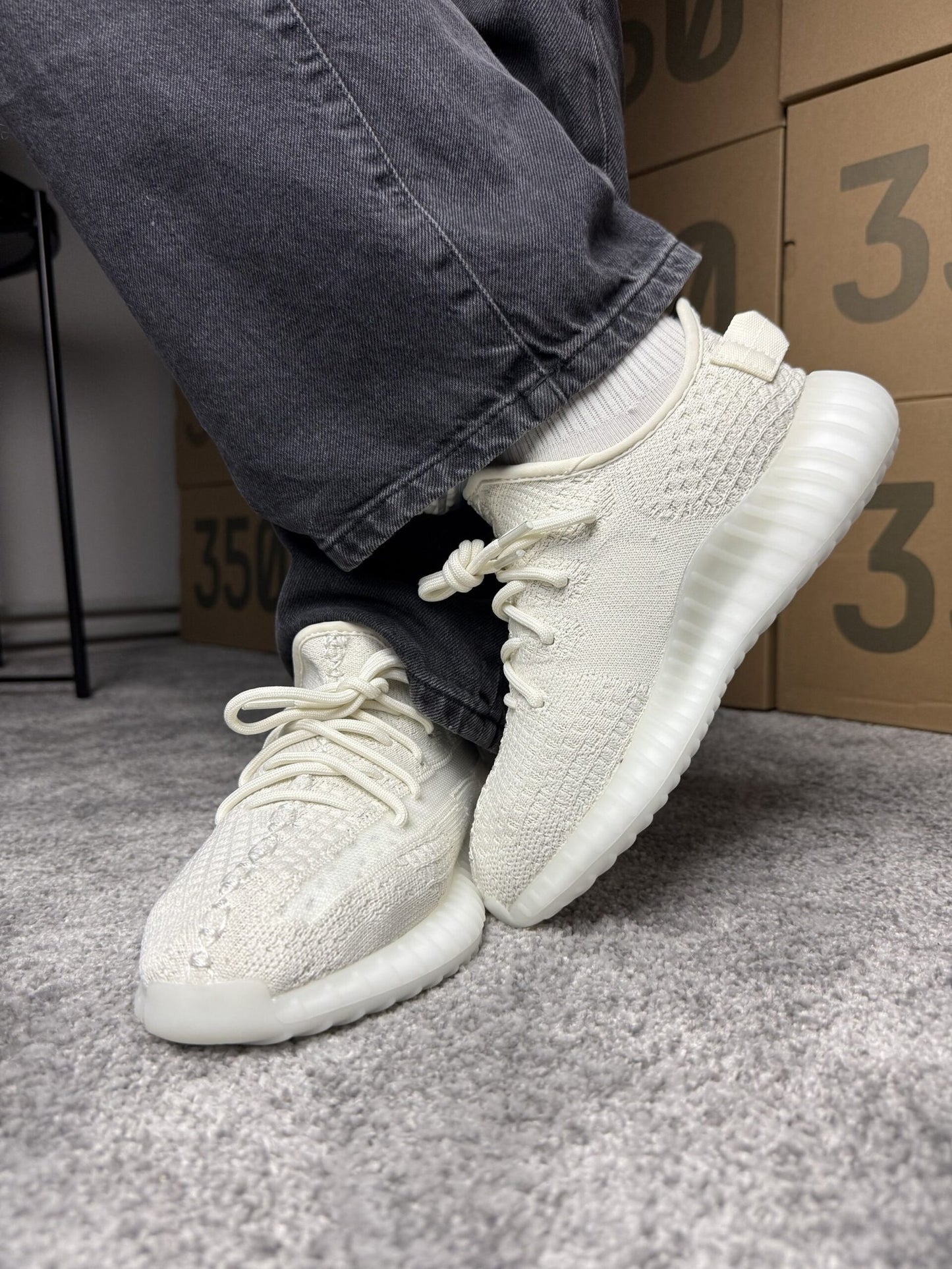 Yeezy Boost 350 V2 Bone