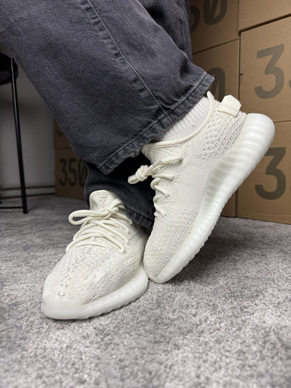 Yeezy Boost 350 V2 Bone