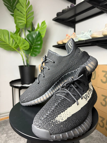 Yeezy Boost 350 V2 “Oreo”