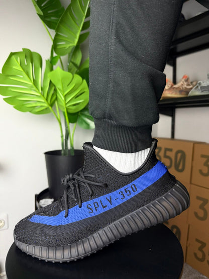 Yeezy Boost 350 V2 “Dazzling Blue”