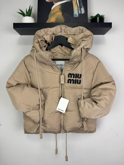 Miu Miu Beige Down Jakna