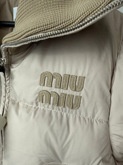 Miu Miu Beige Down Jakna