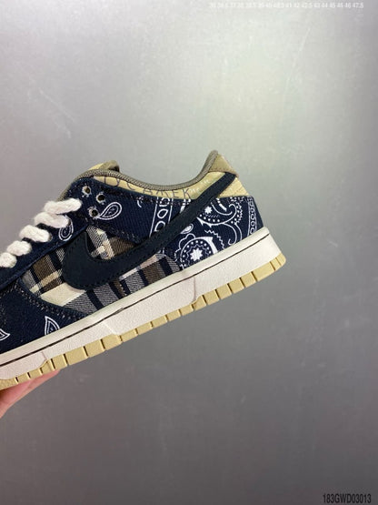 Nike x Travis Scott Dunk Low