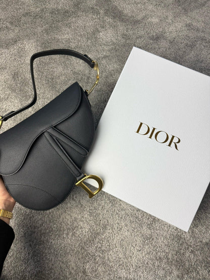Saddle leather handbag Dior Navy in Leather