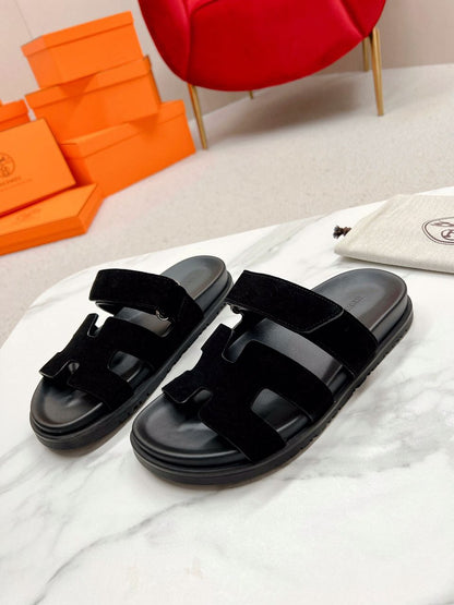 Hermes Noisette Sandala “Black”