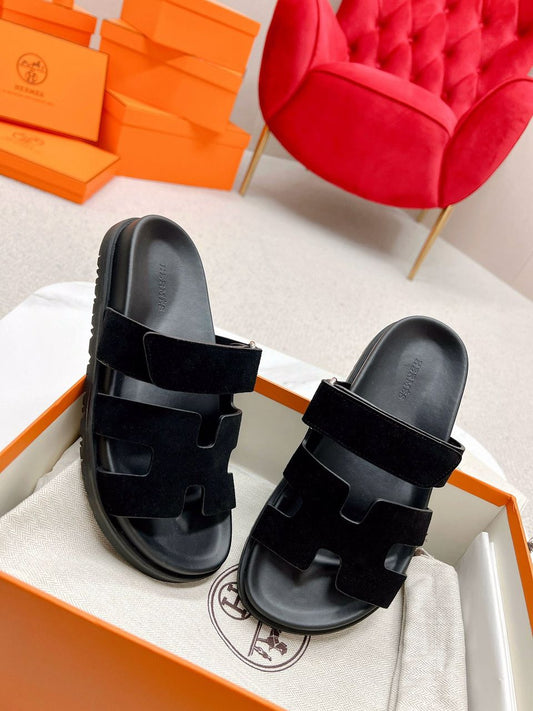 Hermes Noisette Sandala “Black”