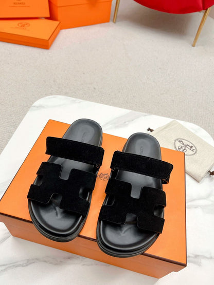Hermes Noisette Sandala “Black”