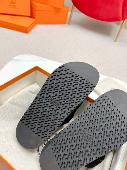 Hermes Noisette Sandala “Black”