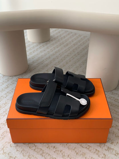Hermes Noisette Sandala “Black”