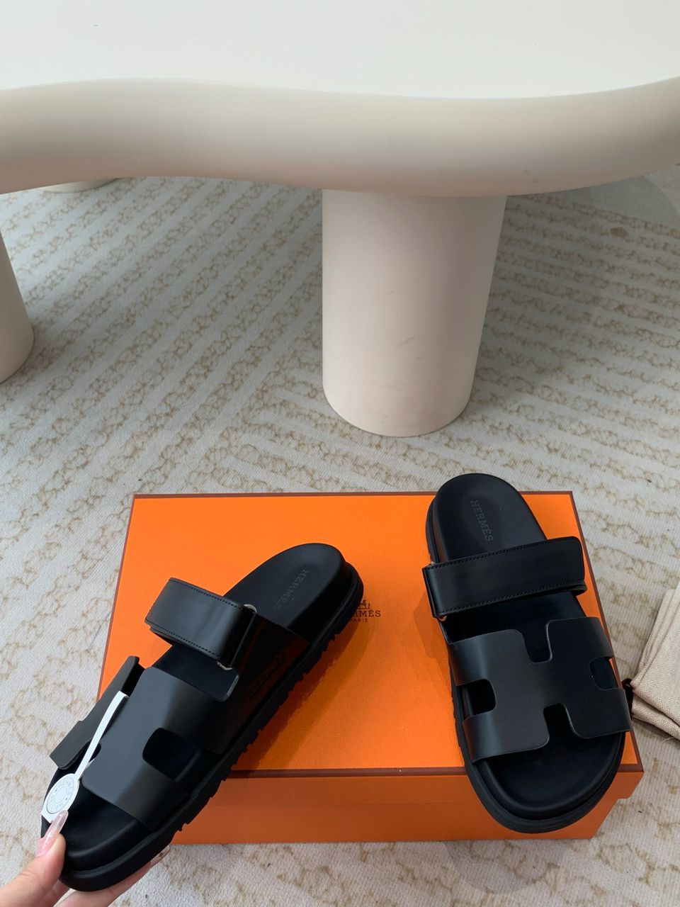 Hermes Noisette Sandala “Black”
