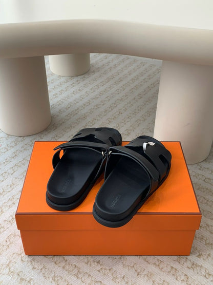 Hermes Noisette Sandala “Black”