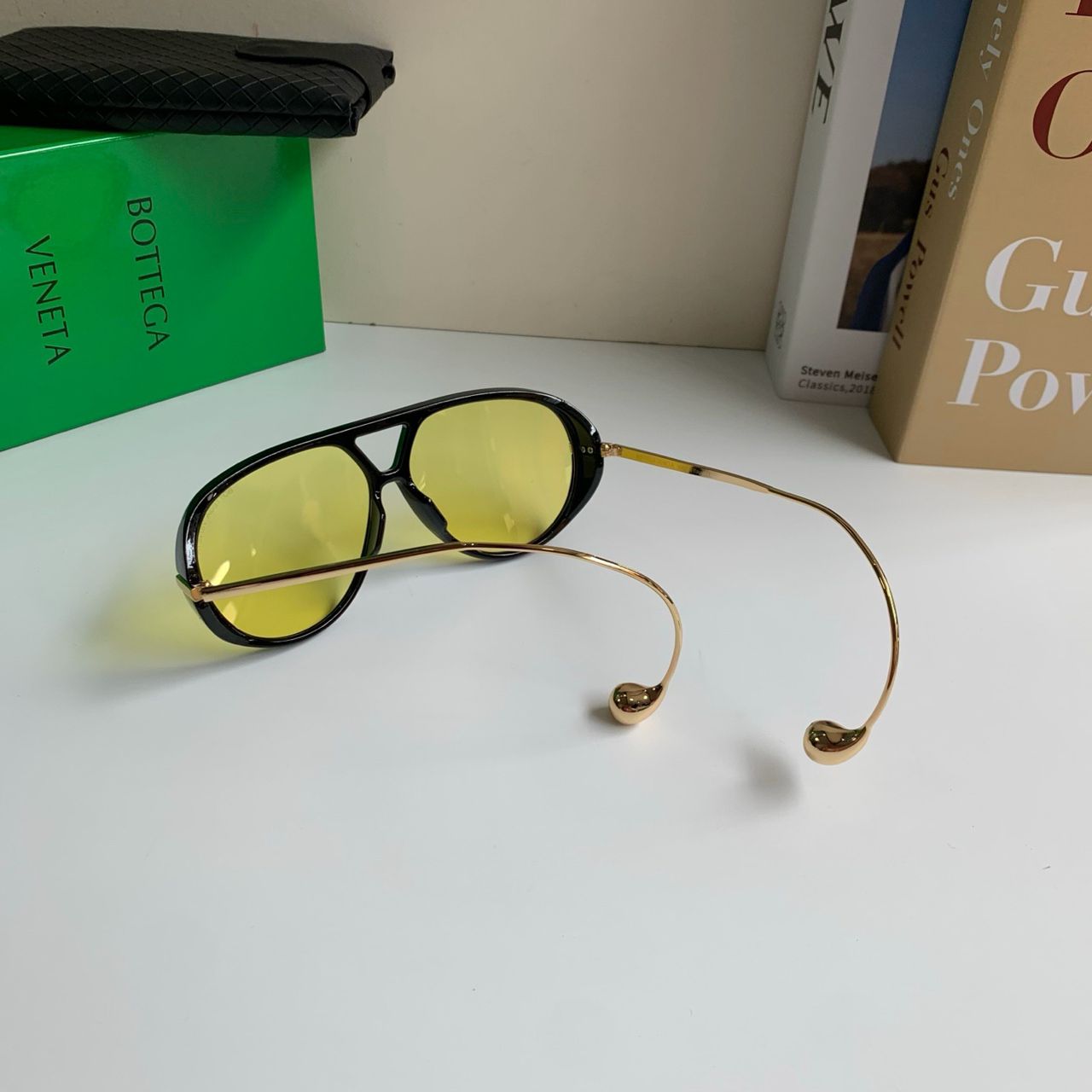 BOTTEGA VENETA AVIATOR DROP NAOČALE “BLACK/YELLOW”
