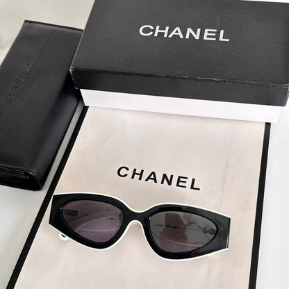 CHANEL CAT EYE NAOČALE “BLACK/WHITE”
