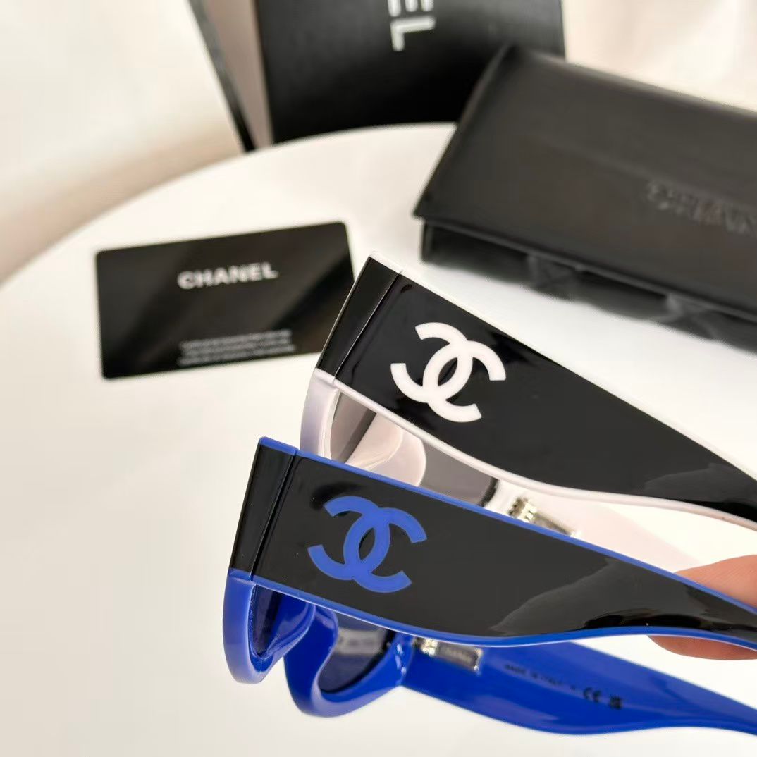 CHANEL CAT EYE NAOČALE “BLACK/WHITE”