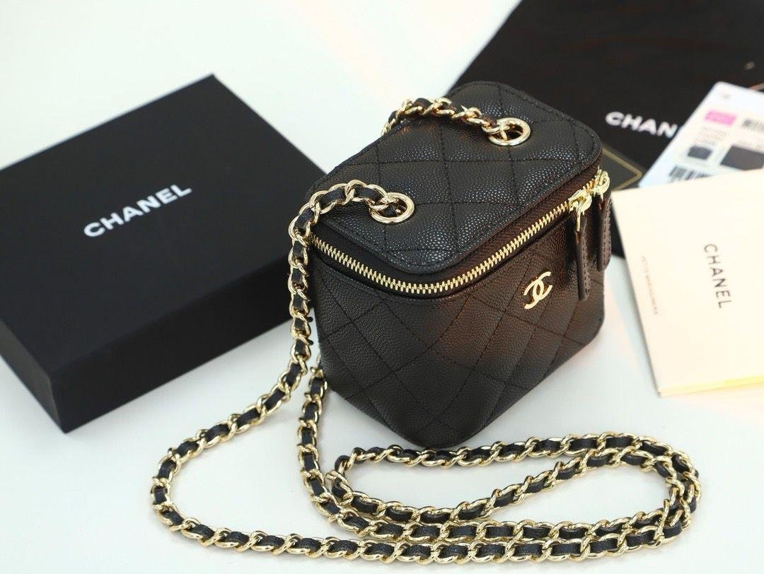 Chanel Mini Metal Vanity With Chain Black Lambskin Aged Gold Hard