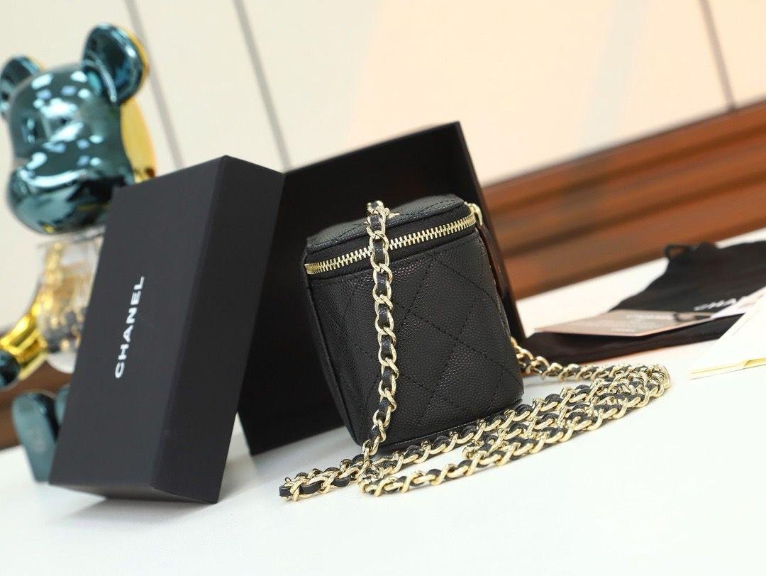 Chanel Mini Metal Vanity With Chain Black Lambskin Aged Gold Hard