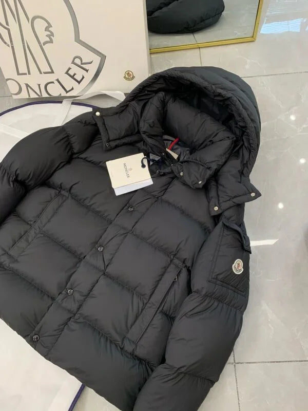 Moncler Down Jakna Black / Crna