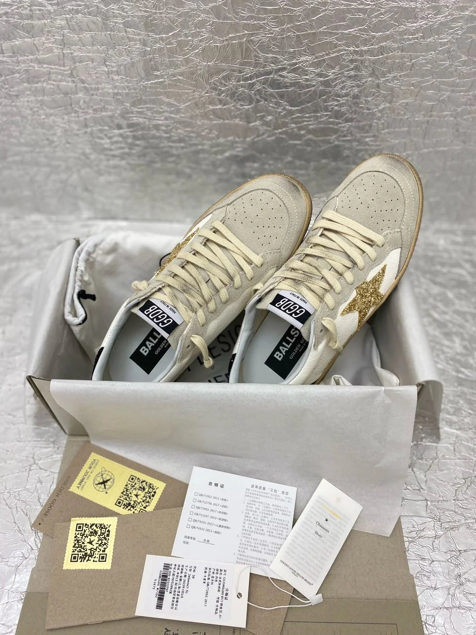 Golden Goose White / Gold / Black Glitter